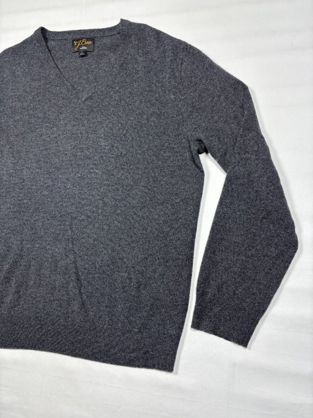 J.Crew Mens Large 100% Cashmere V-neck Sweater Charcoal Gray Style BC464 ECU - Picture 2 of 9